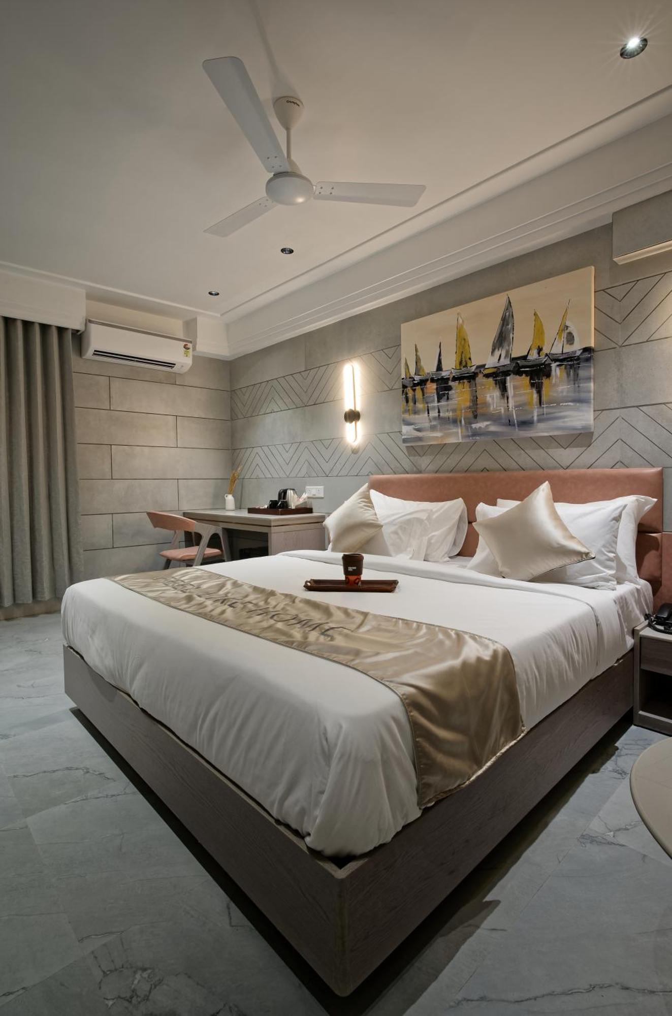 Golden Plaza Otel Amhedabad Dış mekan fotoğraf