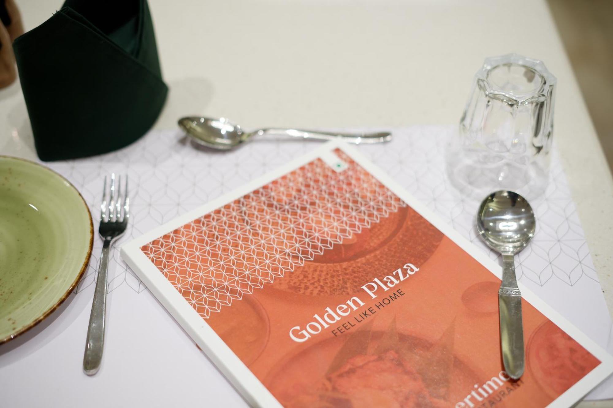 Golden Plaza Otel Amhedabad Dış mekan fotoğraf