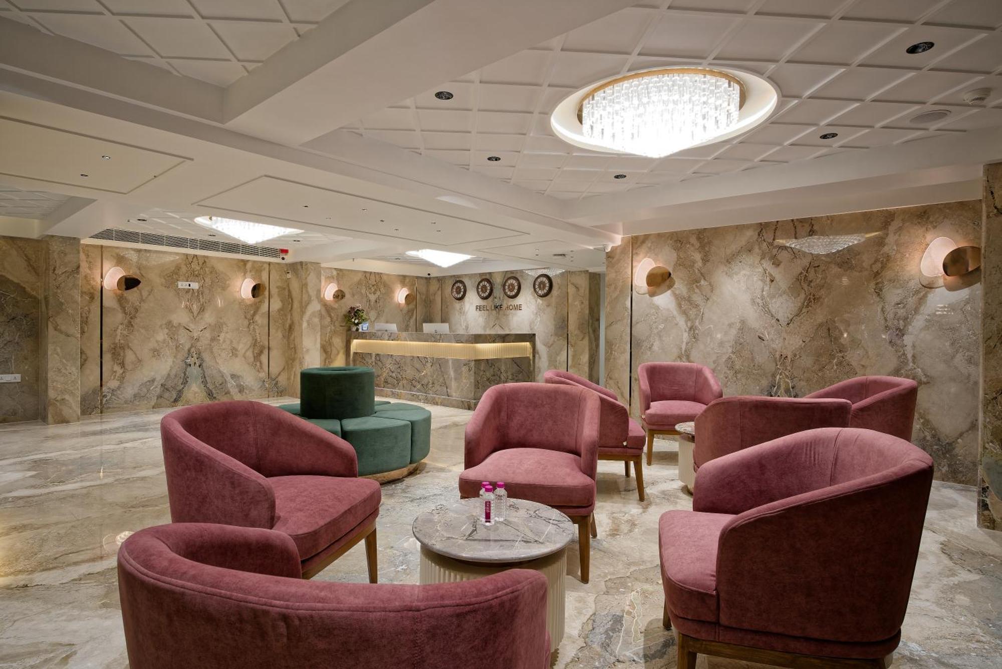 Golden Plaza Otel Amhedabad Dış mekan fotoğraf