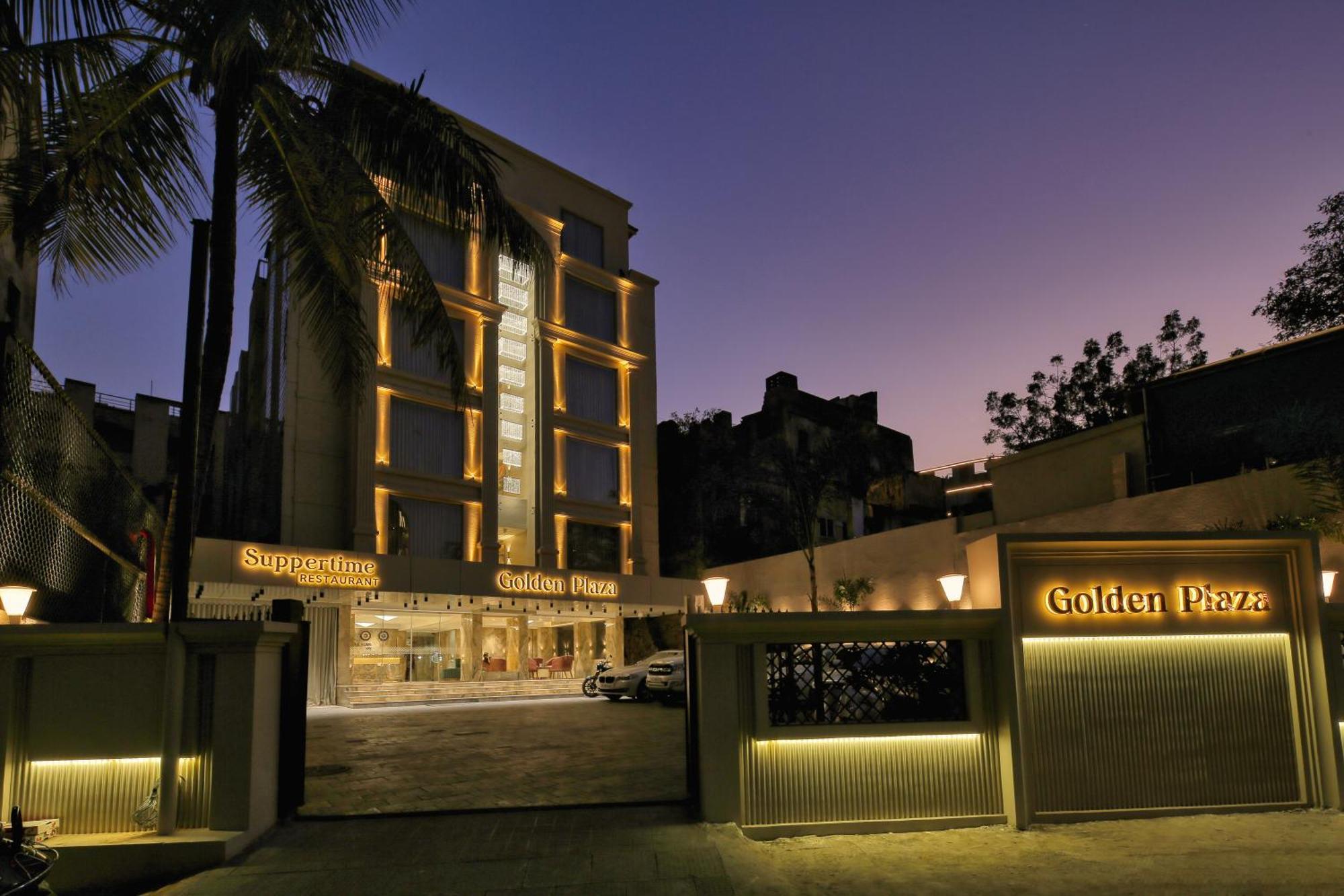Golden Plaza Otel Amhedabad Dış mekan fotoğraf